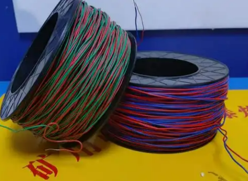 江干放炮线的主要材质有哪些？不同材质的适用场景有何区别？